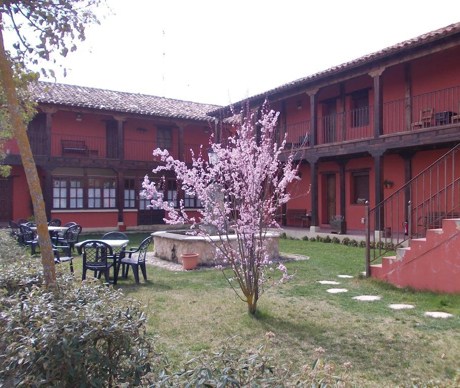 Hotel Los Rastrojos Aranda de Duero Exterior foto