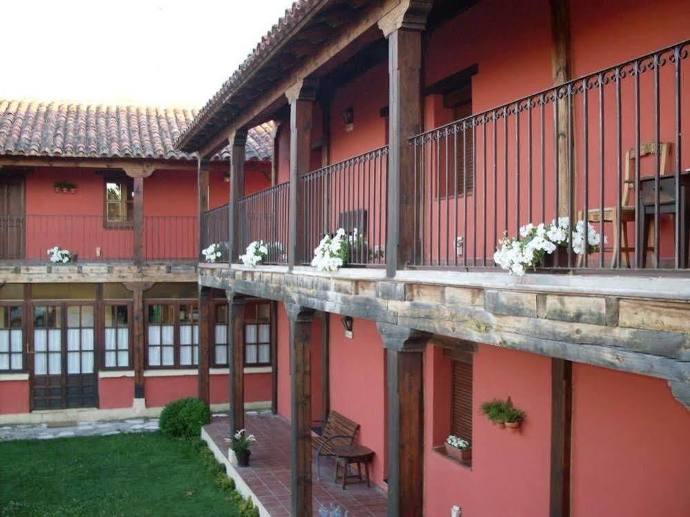 Hotel Los Rastrojos Aranda de Duero Exterior foto